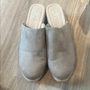 Frye Women's Grey Slip-On Shoes